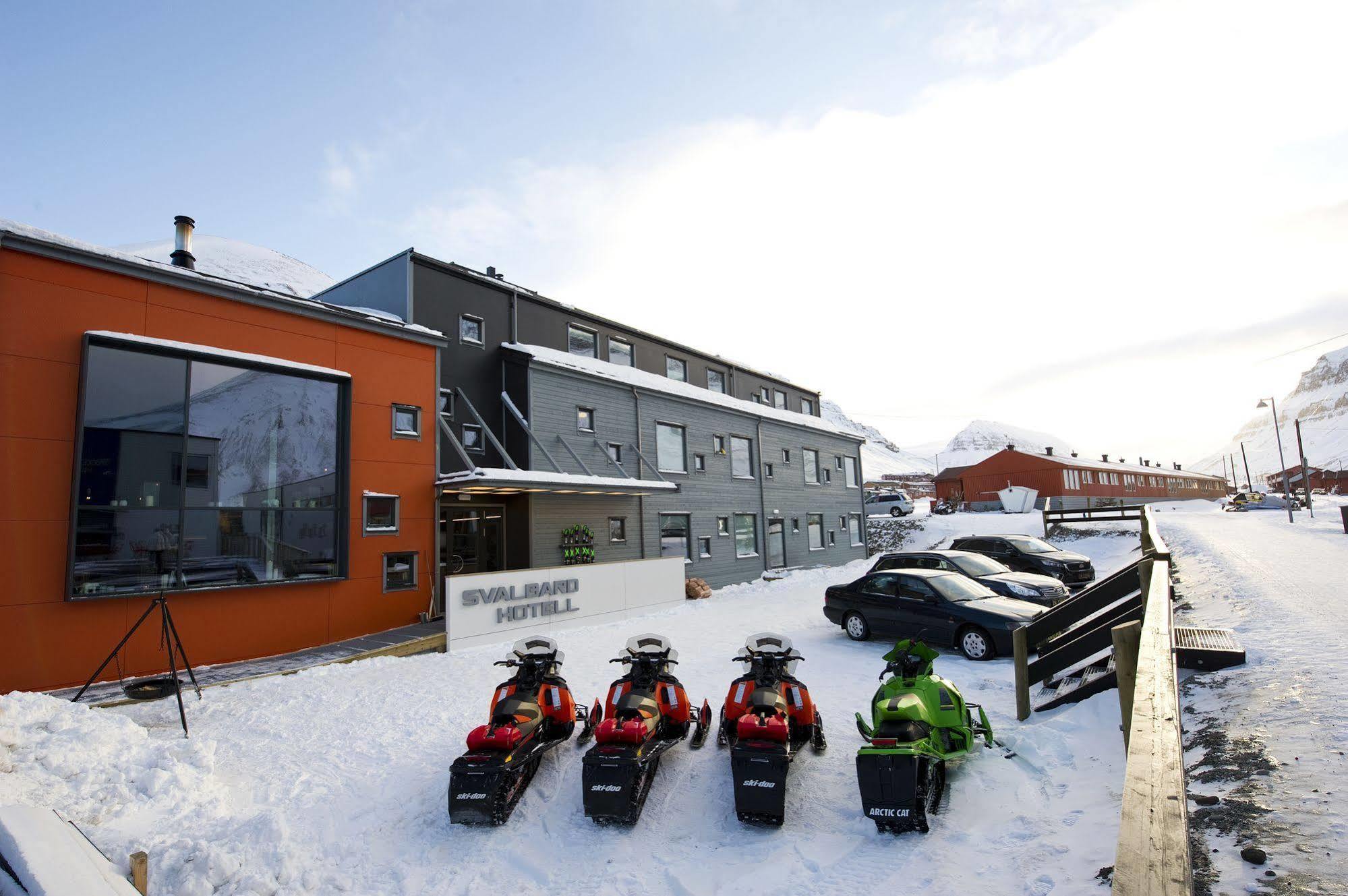 Svalbard Hotell | Polfareren Longyearbyen Dış mekan fotoğraf