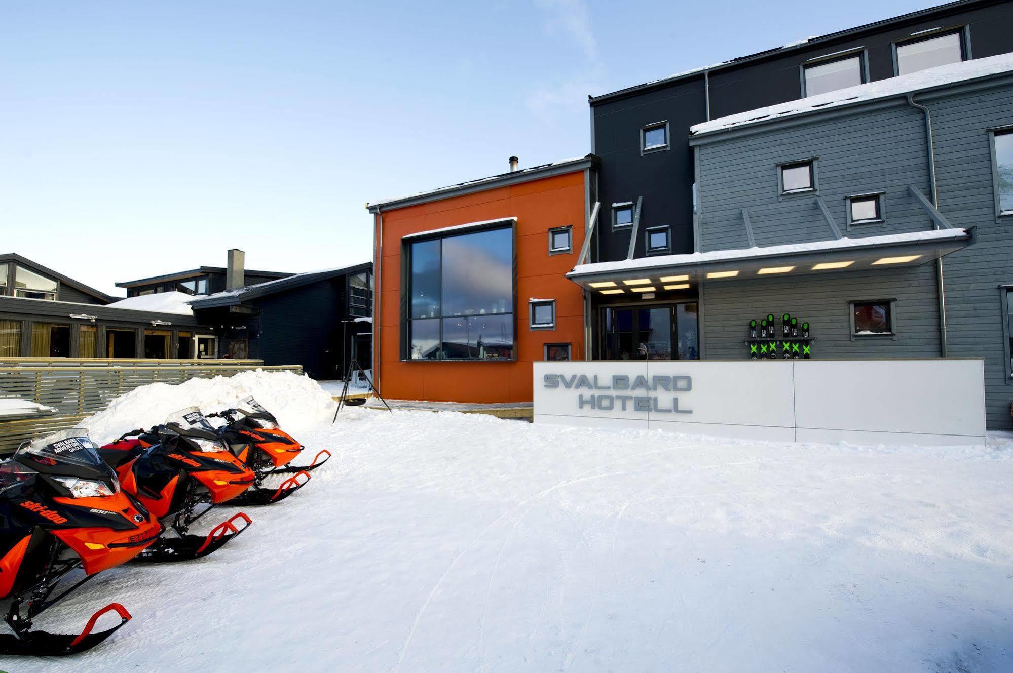 Svalbard Hotell | Polfareren Longyearbyen Dış mekan fotoğraf